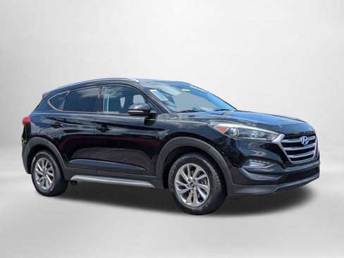 Used 2018 Hyundai Tucson SEL Plus FWD image 2