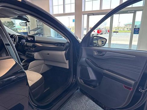 Used 2024 Ford Escape Active AWD/4WD image 37