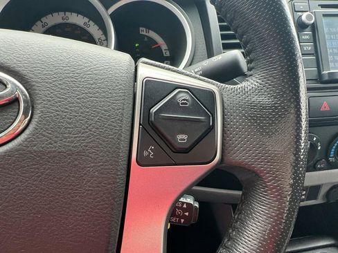 Used 2015 Toyota Tacoma PreRunner image 19