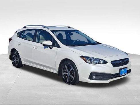 Used 2023 Subaru Impreza Premium image 1