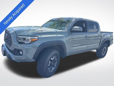 Used 2023 Toyota Tacoma TRD Off-Road w/ Technology Package AWD/4WD image 1