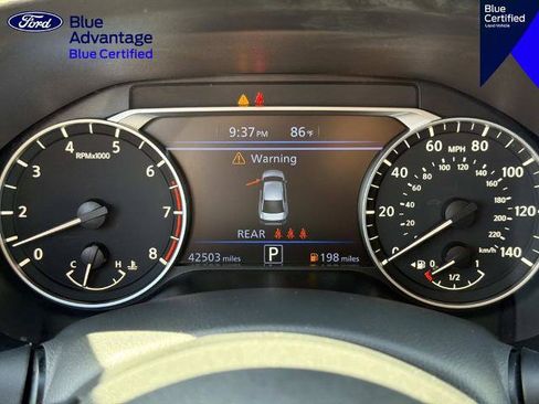 Used 2024 Nissan Altima 2.5 SV FWD image 23