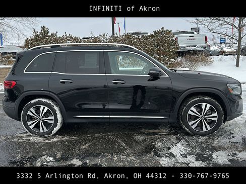 Used 2024 Mercedes-Benz GLB 250 4MATIC image 15