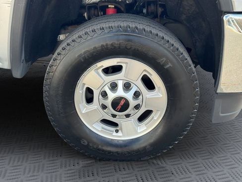 Used 2017 GMC Sierra 2500 SLE w/ HD SLE Preferred Plus Package image 26