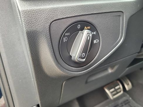 Used 2019 Volkswagen Atlas SE AWD/4WD image 17