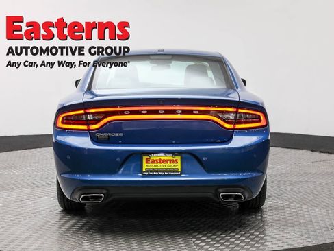 Used 2021 Dodge Charger SXT w/ Leather Interior Group image 6