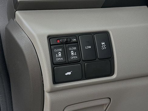 Used 2015 Honda Odyssey EX-L image 10