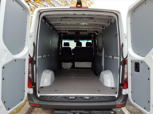 New 2025 Mercedes-Benz Sprinter 2500 image 5