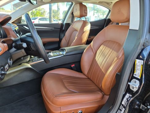 Used 2022 Maserati Ghibli GT RWD image 16