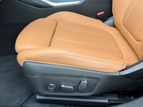 Used 2025 BMW 330i 330i w/ Premium Package image 14