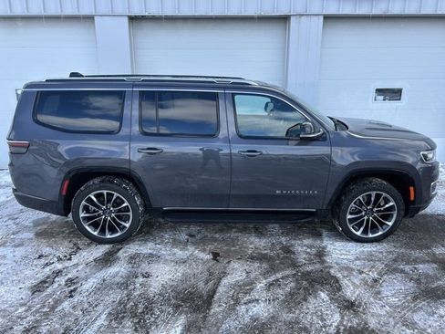 Certified 2024 Jeep Wagoneer Series II w/ Convenience Group I image 6