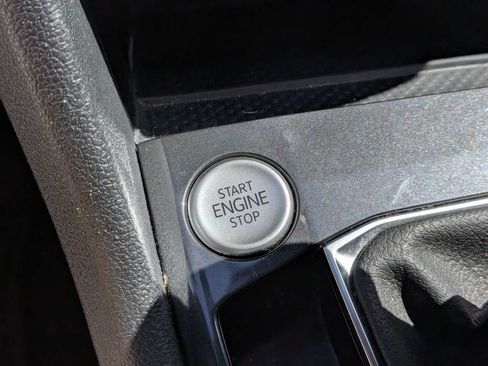 Used 2023 Volkswagen Tiguan SE R-Line FWD image 28