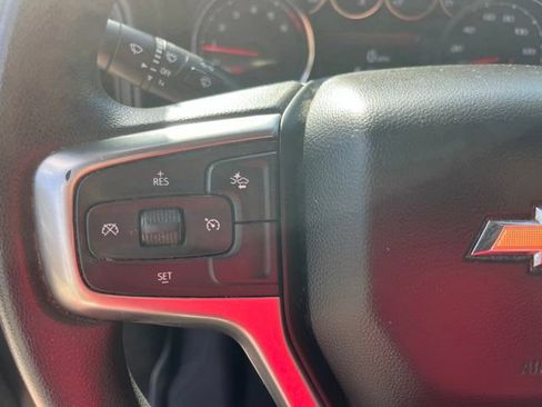 Used 2021 Chevrolet Silverado 2500 Custom w/ Custom Value Package AWD/4WD image 15