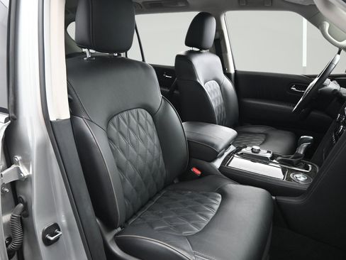Certified 2024 Nissan Armada Platinum w/ Captain's Chairs Package RWD image 15
