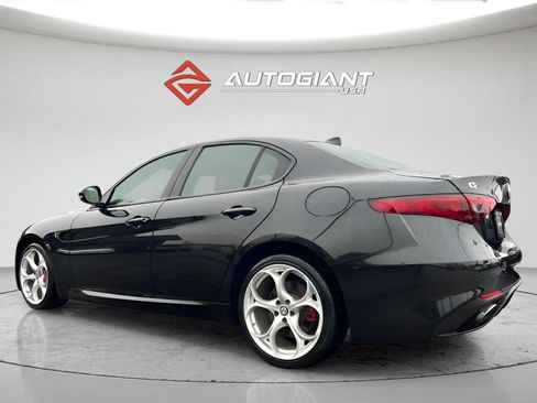 Used 2019 Alfa Romeo Giulia Ti Sport w/ Quick Order Package 22S Sport image 4
