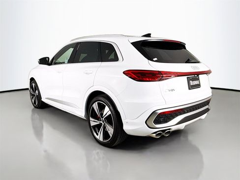 New 2025 Audi SQ5 Premium Plus image 5