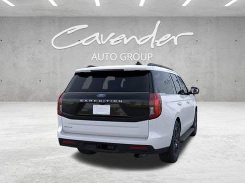 New 2026 Ford Expedition Active RWD image 8