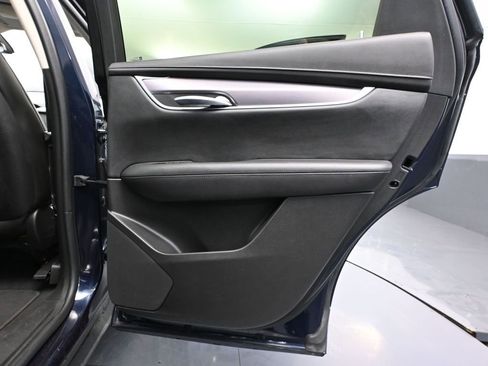 Used 2017 Cadillac XT5 Luxury image 45