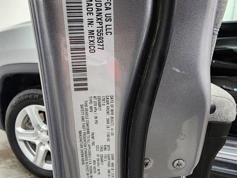 Certified 2023 Jeep Compass Sport image 47