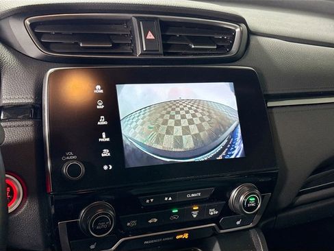 Used 2018 Honda CR-V Touring image 17