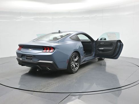New 2025 Ford Mustang Coupe image 5