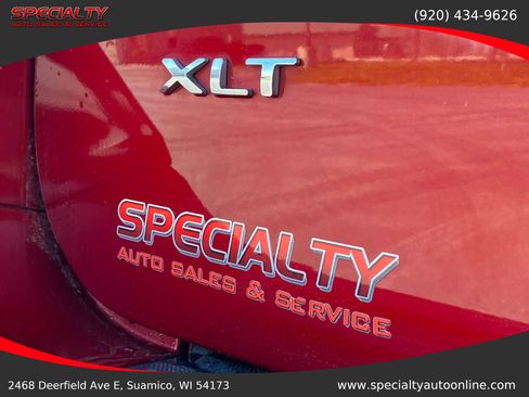 Used 2016 Ford Expedition XLT w/ Equipment Group 202A AWD/4WD image 11