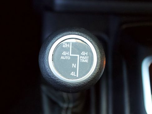 Used 2021 Jeep Wrangler Unlimited Sahara AWD/4WD image 21