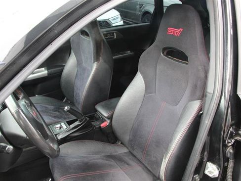 Used 2010 Subaru Impreza WRX STI image 11