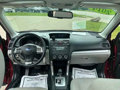 Used 2014 Subaru Forester 2.5i Limited AWD/4WD image 12