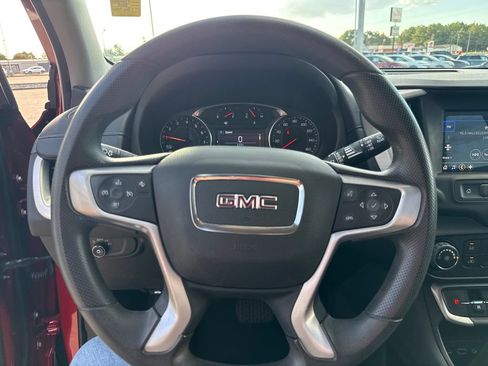 Used 2022 GMC Terrain SLE FWD image 29