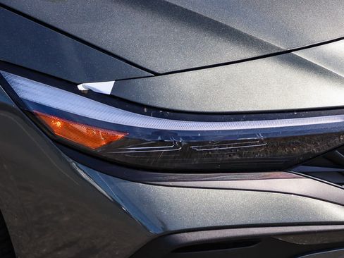 New 2026 Hyundai Elantra Sport FWD image 4