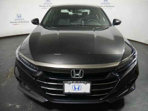 Used 2022 Honda Accord Sport image 2
