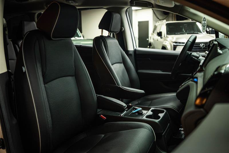 Used 2026 Honda Odyssey Elite image 15