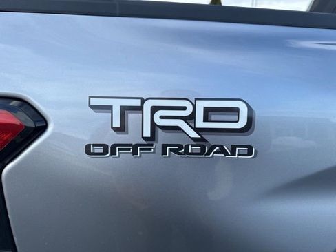 New 2025 Toyota Tacoma TRD Off-Road image 9