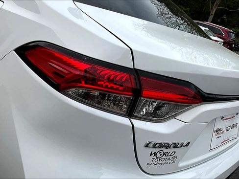 Used 2023 Toyota Corolla LE image 28