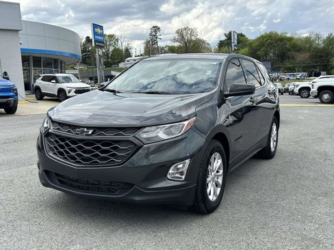 Used 2019 Chevrolet Equinox LT w/ LPO, Blackout Package image 7