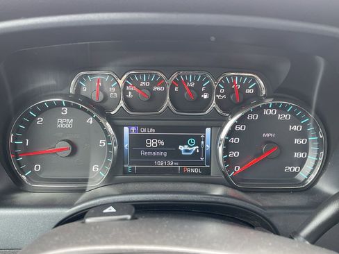 Used 2018 Chevrolet Silverado 1500 LT w/ LT Convenience Package AWD/4WD image 27