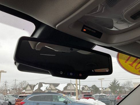 Used 2017 GMC Terrain SLE image 16