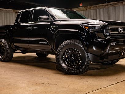 Used 2025 Toyota Tacoma SR5