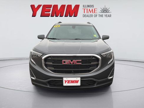 Used 2018 GMC Terrain SLE w/ Driver Convenience Package image 3