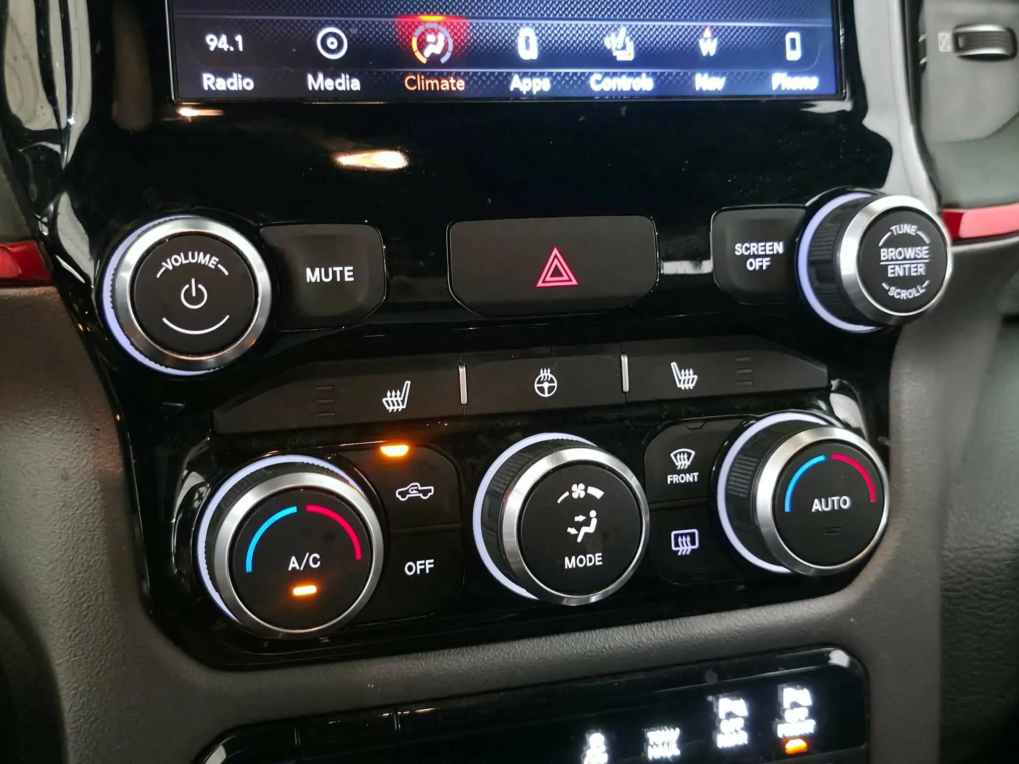 Used 2019 RAM 1500 Rebel w/ Rebel Level 2 Equipment Group AWD/4WD image 27