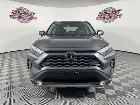 Used 2025 Toyota RAV4 Limited FWD image 2