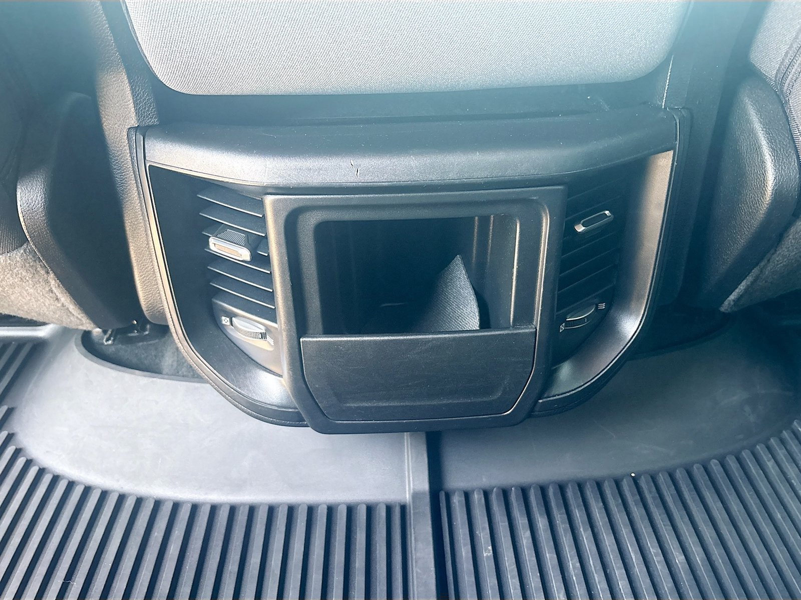 Used 2022 RAM 1500 Big Horn AWD/4WD image 23