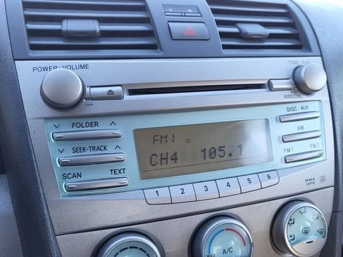 Used 2007 Toyota Camry LE image 21