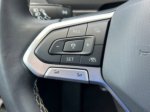 Used 2024 Volkswagen Tiguan SE FWD image 20