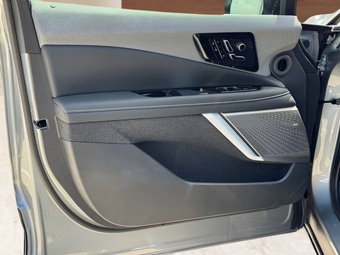 New 2026 Cadillac Optiq Luxury 1 w/ LPO, Floor Liner Package AWD/4WD image 16