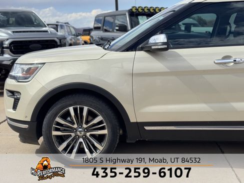 Used 2018 Ford Explorer Platinum image 13