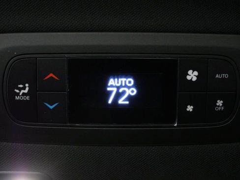 New 2026 Chrysler Pacifica Limited w/ S Appearance Package image 26