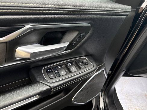 Used 2024 RAM 1500 Laramie image 11