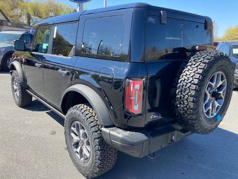 New 2025 Ford Bronco Badlands image 5